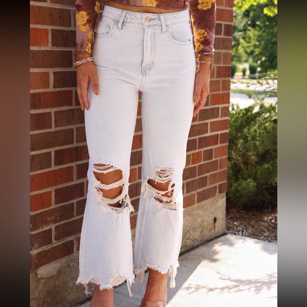 Stylish Light Blue Distressed Women's Jeans